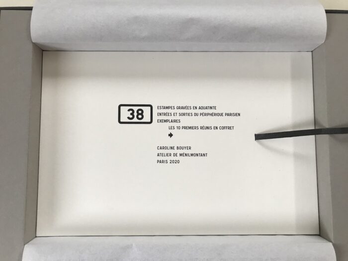 Caroline Bouyer <br> Périph' Le coffret des 38 Portes – Image 2